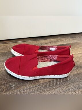 Cloudsteppers by Clarks Red Slip-On Canvas Loafers